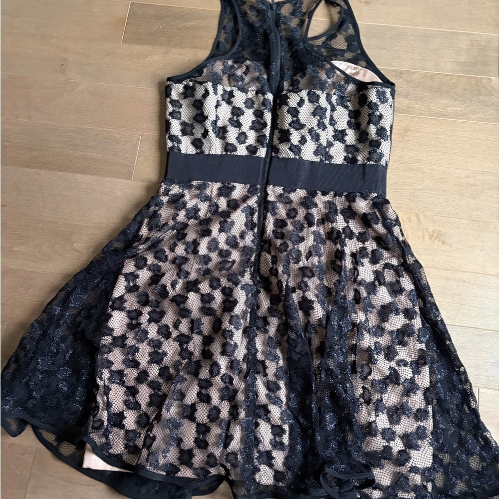 Milly Black and Cream Lace Dress sz 10 - Picture 3 of 4